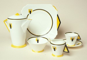 11791 Vogue coffee set Bess